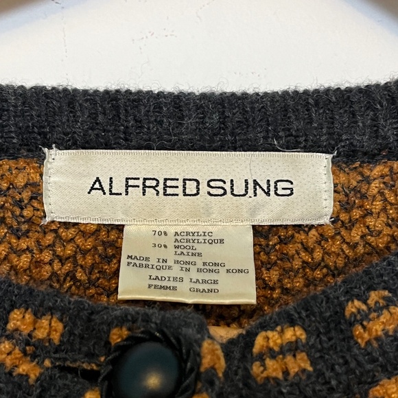 Large Vintage Alfred Sung Chenille \ Wool Cardigan Jacket. Gold and Black. - Picture 5 of 10